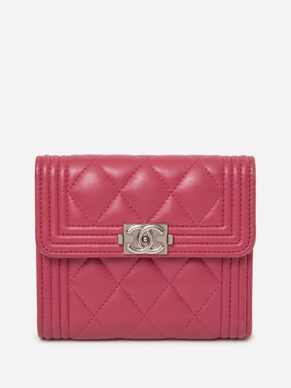 Pre-Owned Chanel Pink Lambskin Quilted Compact Boy Wallet